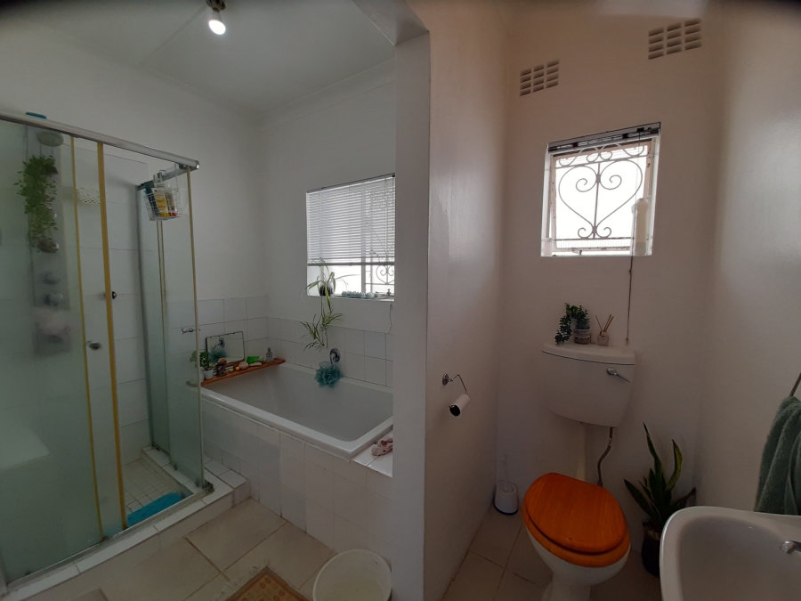 3 Bedroom Property for Sale in Nahoon Valley Park Eastern Cape